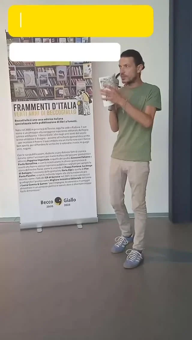 📅 Sabato 21 giugno è stata inaugurata la mostra “Frammenti d’Italia” #ventiannidibeccogiallo organizzata da @comunepadova Assessorato alla Cultura presso il Centro Culturale San Gaetano di #Padova, la città dove ha sede la casa editrice.
📌 Riproponiamo l’intervento introduttivo di Guido Ostanel, direttore editoriale, suddividendolo in quattro parti, come le sezioni in cui è organizzata l’esposizione. 📍 Un viaggio nei nostri vent’anni, la seconda sezione è dedicata alla collana #biografie.

2️⃣ #frammentiditaliabeccogiallo 2 di 4